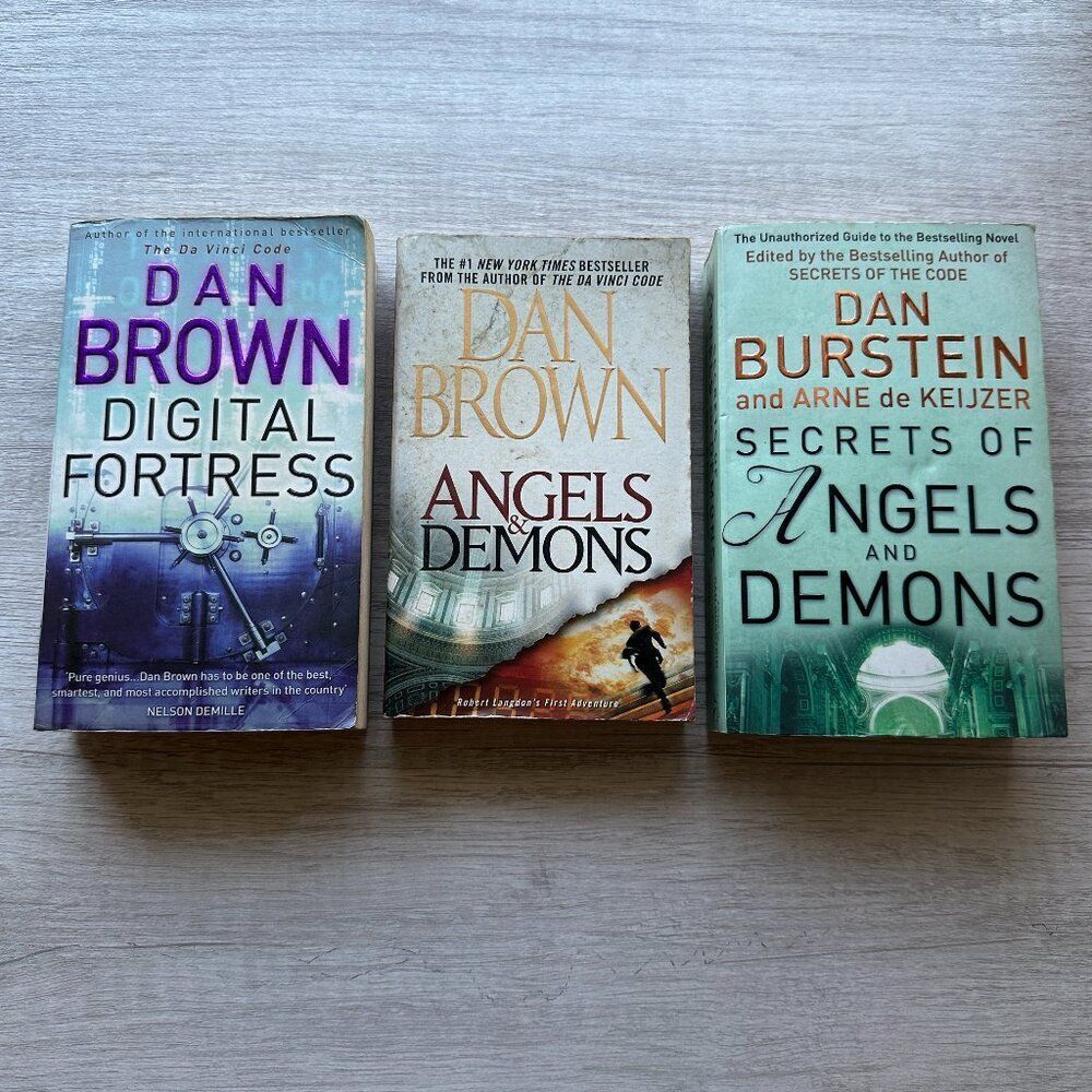 Books:‎ Vinci Code Digital Fortress, Angels and Demons,Secrets of Angels & Demon